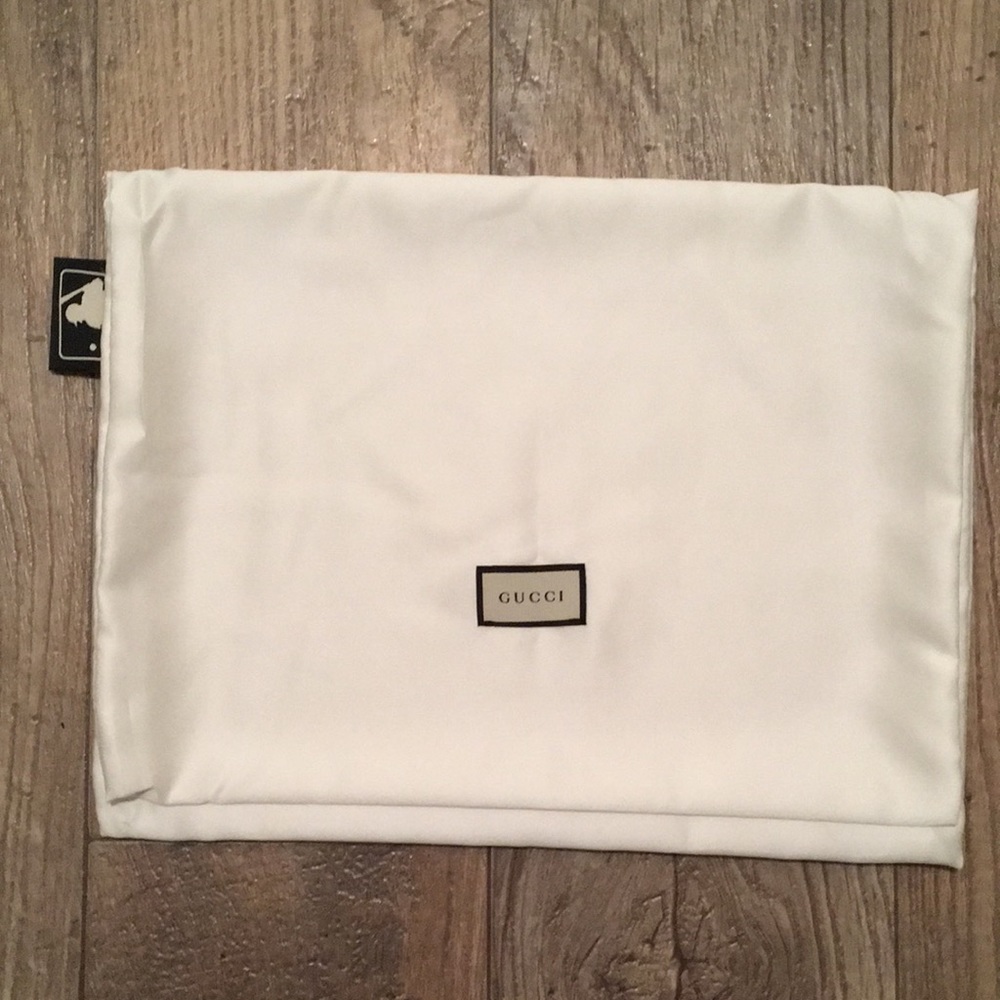 GUCCI X MLB fold over dust bag